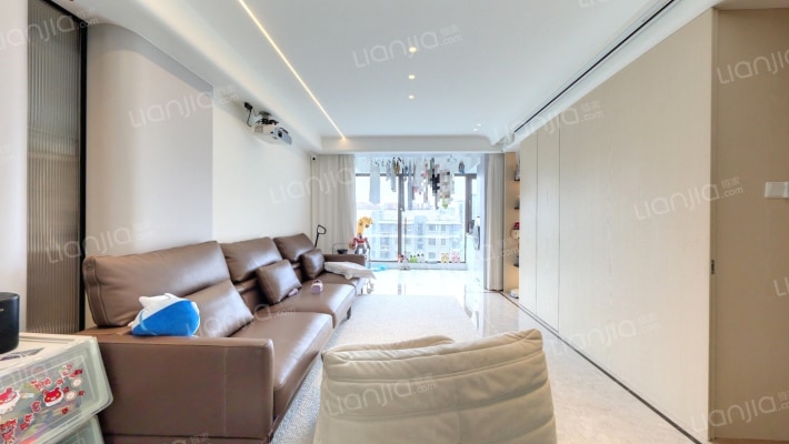 银城颐居悦见山二手房实景图