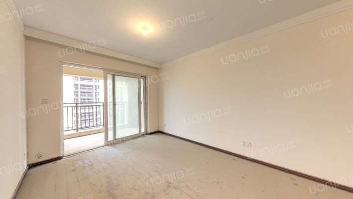 保利春天里二手房实景图