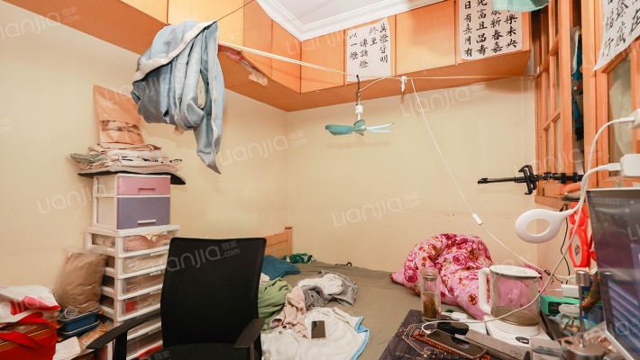 罗秀三村二手房实景图