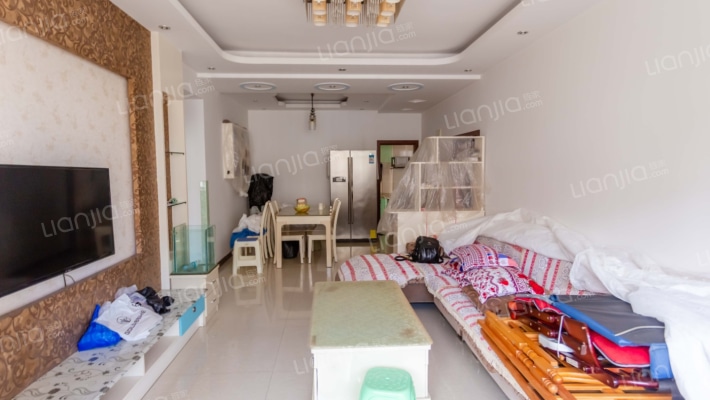 在水一方一期B区二手房实景图