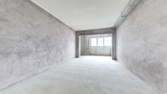 万瑞天际云墅二手房实景图