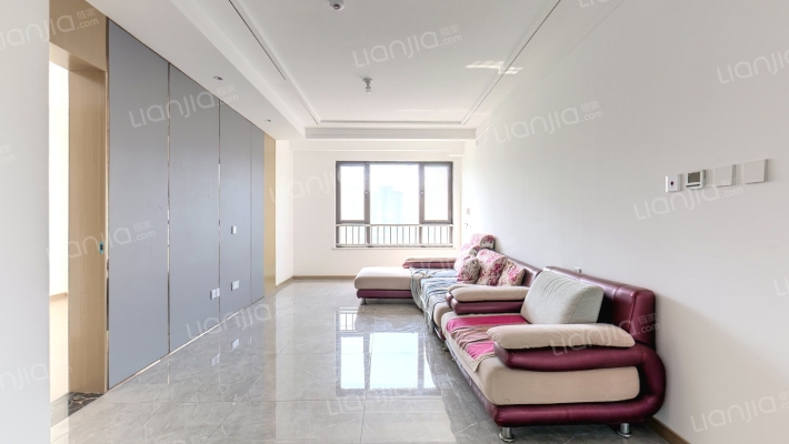 苏荷二手房实景图