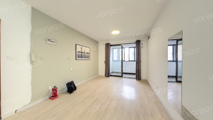 汇福家园泰和里二手房实景图