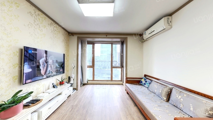 摩卡空间二手房实景图