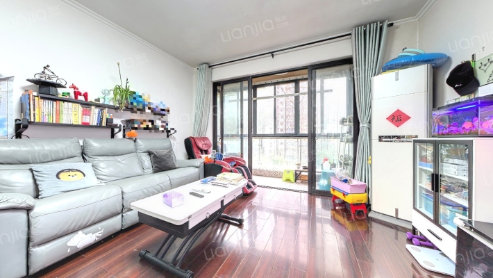 湖畔天城二手房实景图