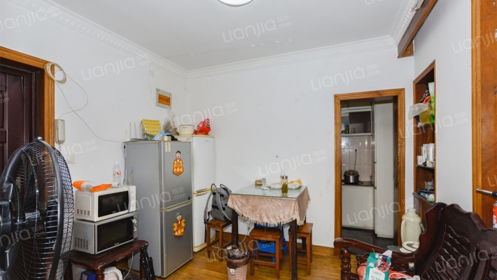 鹏海东苑二手房实景图