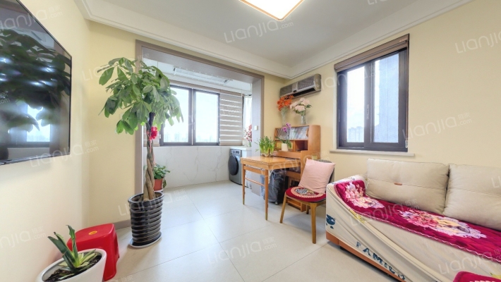 红莲小区二手房实景图