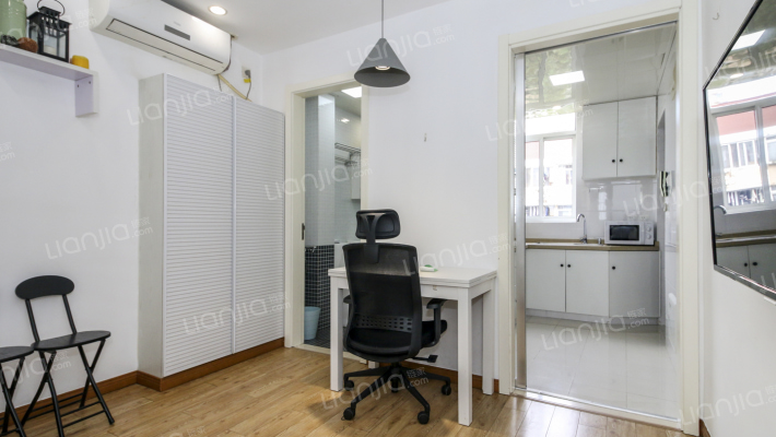 安顺路231弄二手房实景图