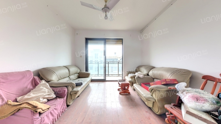 里外滩二手房实景图