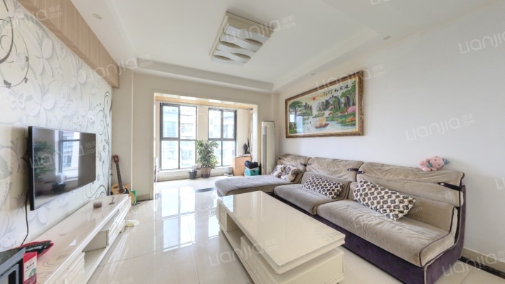 一品天成二手房实景图