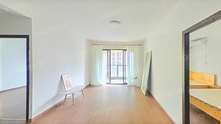 悦华府B区二手房实景图