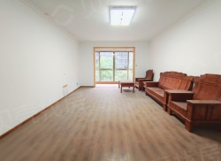 整租·九龍山莊 3室2厅 东南_九龍山莊租房