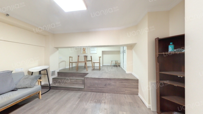 明发银河城二手房实景图