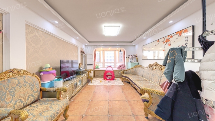 中海城蓝堡二手房实景图