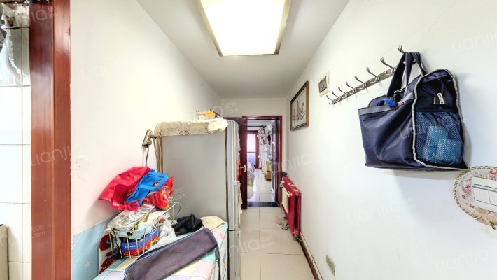 卫华里二手房实景图