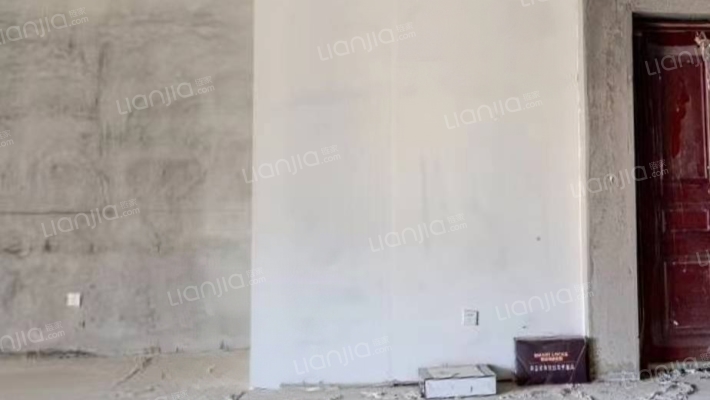 天山观澜墅二手房实景图