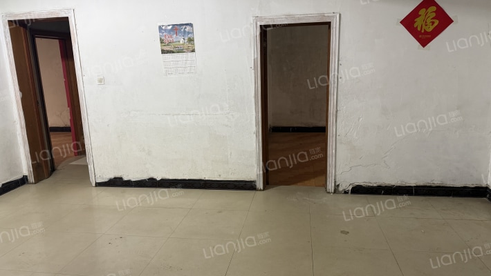 龙腾新村二手房实景图