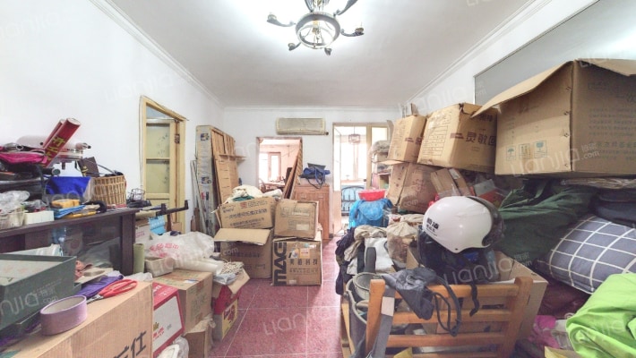 卫生局宿舍二手房实景图