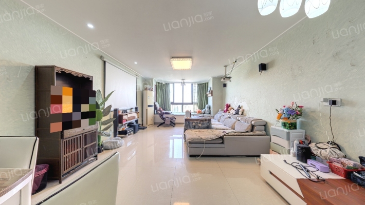 新世界柏丽轩二手房实景图