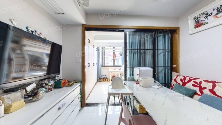 丽一小区二手房实景图