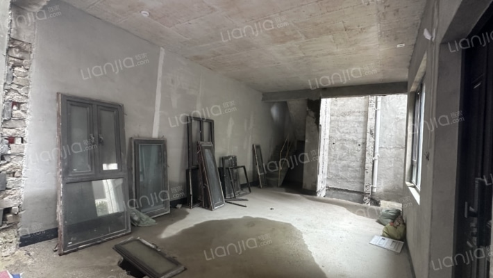 龙湖湖山原著湖心岛二手房实景图