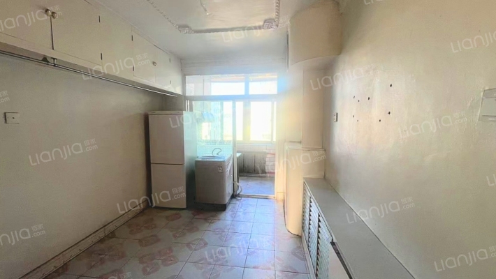 万基小区二手房实景图
