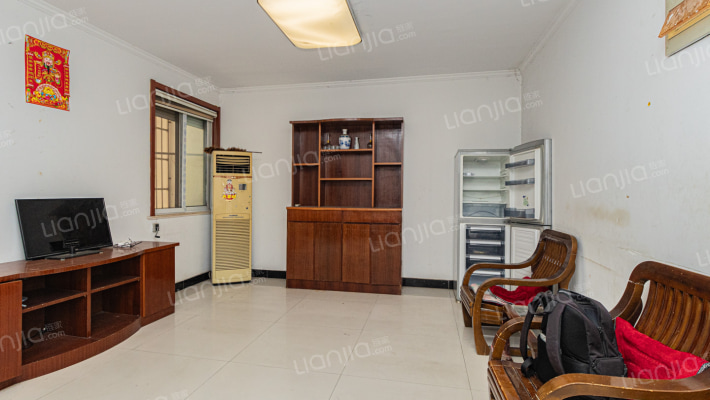 秀山美苑二手房实景图