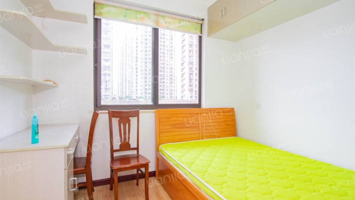 绿波家园二手房实景图