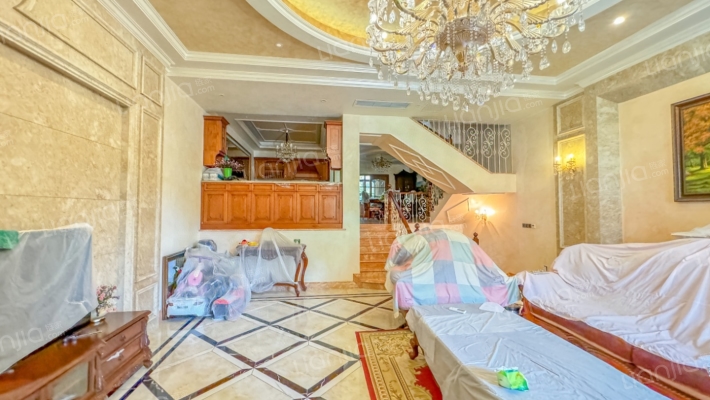 鲁商云山原筑二手房实景图