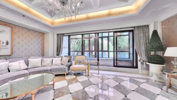 世茂佘山里二手房实景图