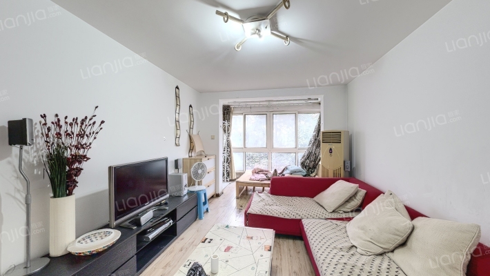 德茂佳苑二手房实景图