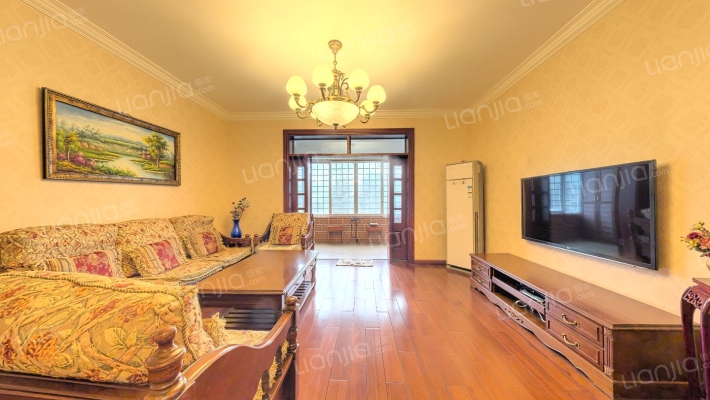 芙华新大陆二手房实景图