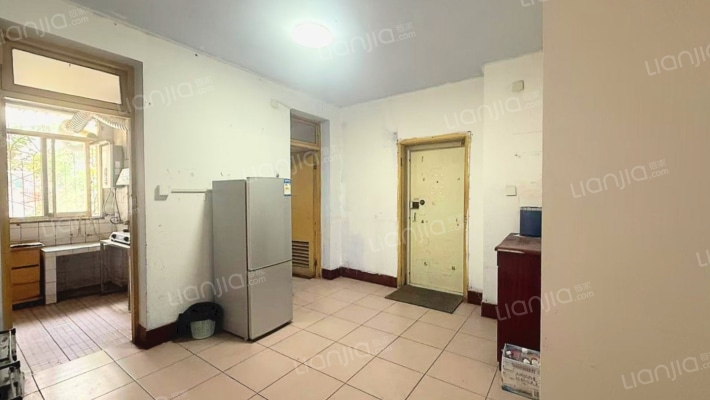 和昌家苑二手房实景图