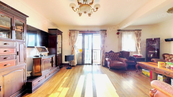 静安四季公寓二手房实景图