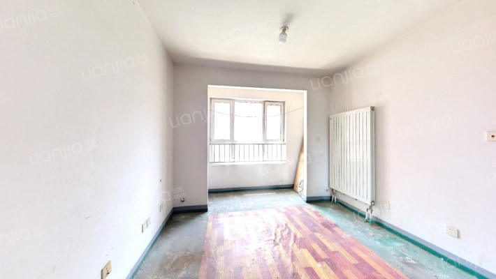 荣雅园二手房实景图