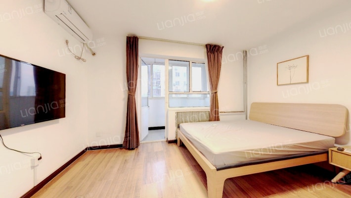 百合园二手房实景图