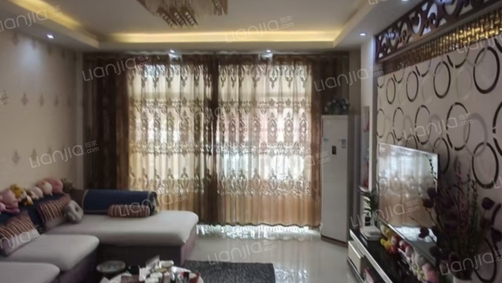 鸿福家园二手房实景图