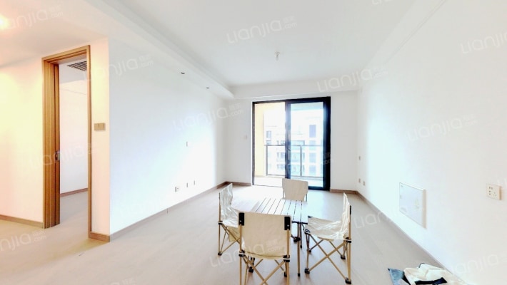 金地峯范二手房实景图