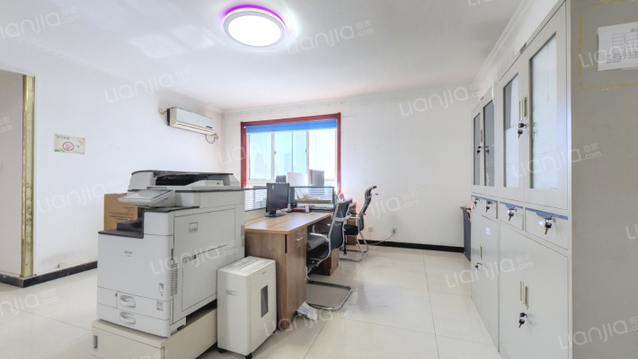 等驾坡教育公寓二手房实景图