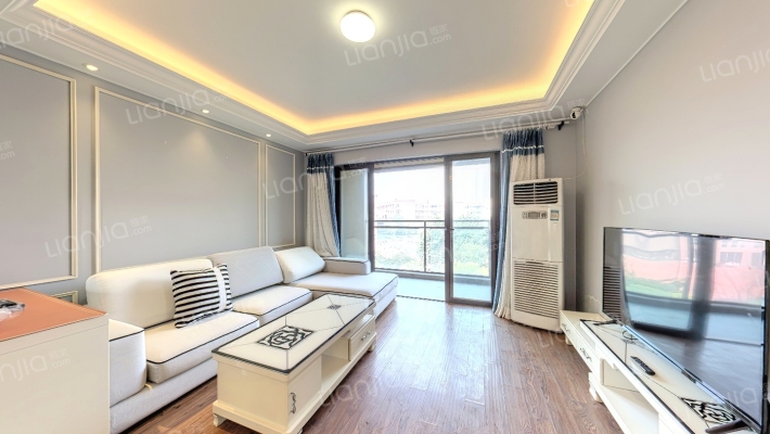 万科御澜山二手房实景图