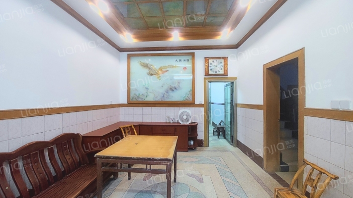 商塔小区二手房实景图