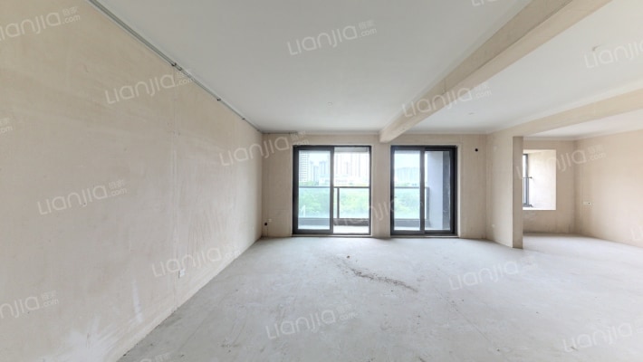 世外旭辉城二手房实景图