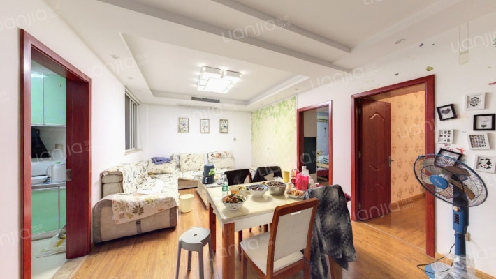 港隆苑二手房实景图