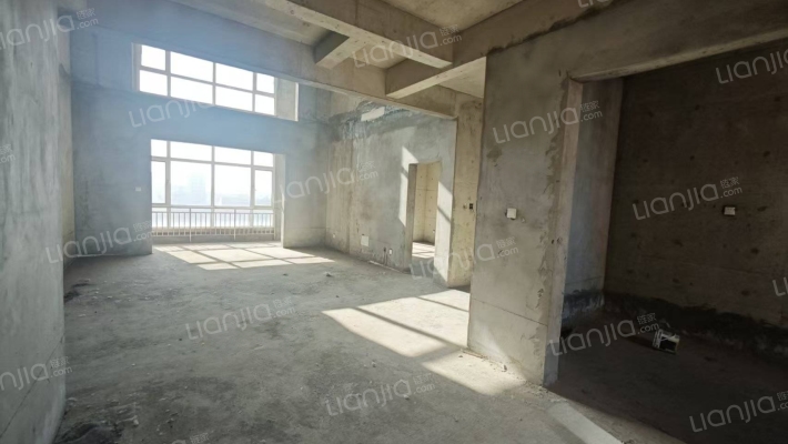 大陆桥英郡二手房实景图