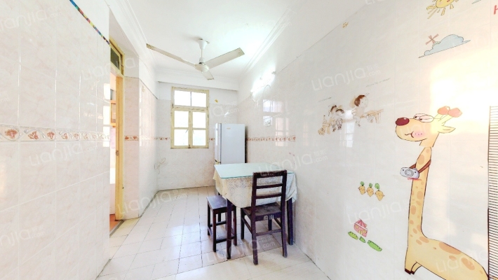 莘松六村二手房实景图