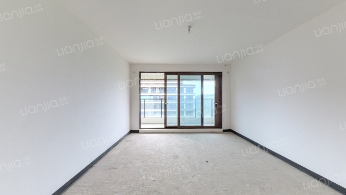 云麓台一组团二手房实景图