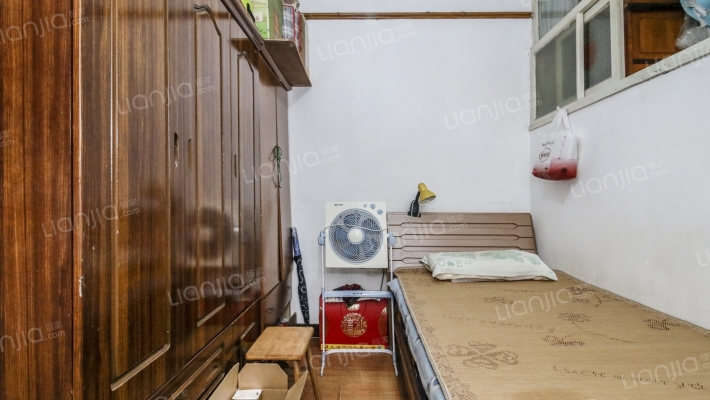 西镇小区(长宁)二手房实景图