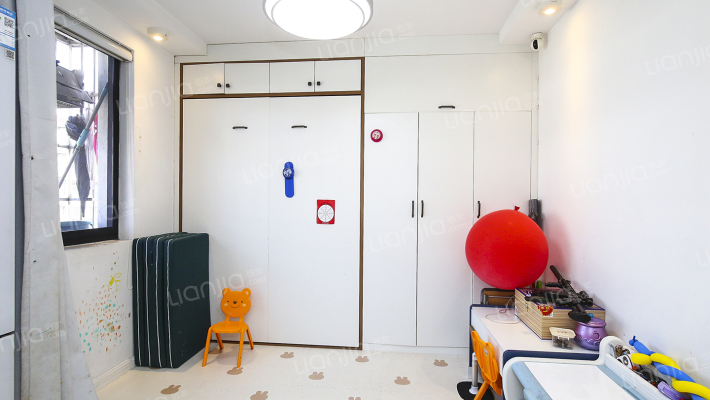 丰镇新村二手房实景图