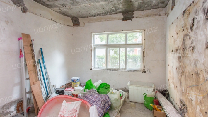 东渡园景别墅二手房实景图