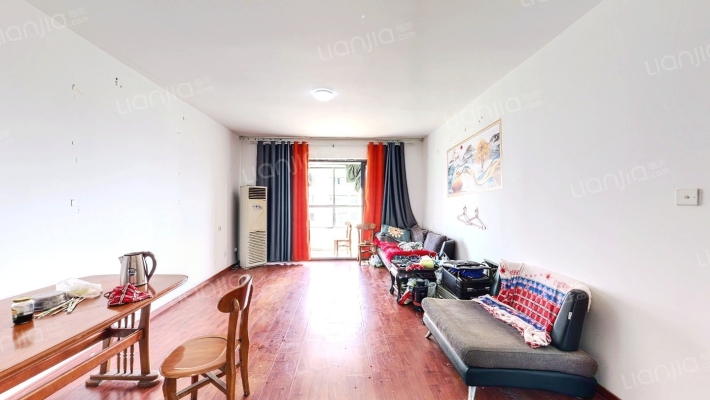 秀岸花园二区二手房实景图